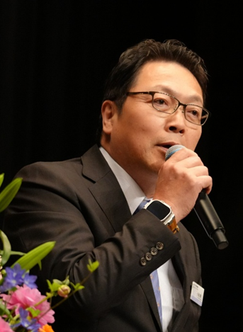 講話者画像